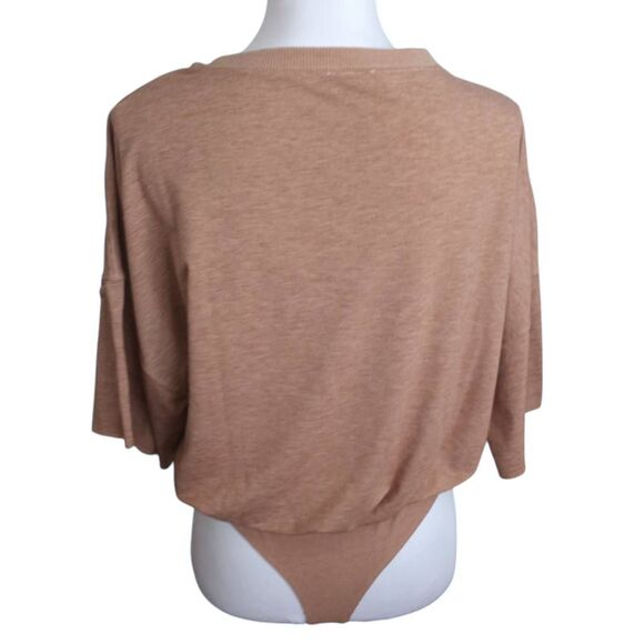 PINK LILY CASUAL SATURDAY TAN T-SHIRT BODYSUIT SZ.M NWOT. - Picture 8 of 11